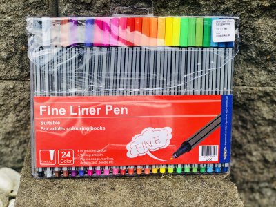 fin liner pen färgpennor